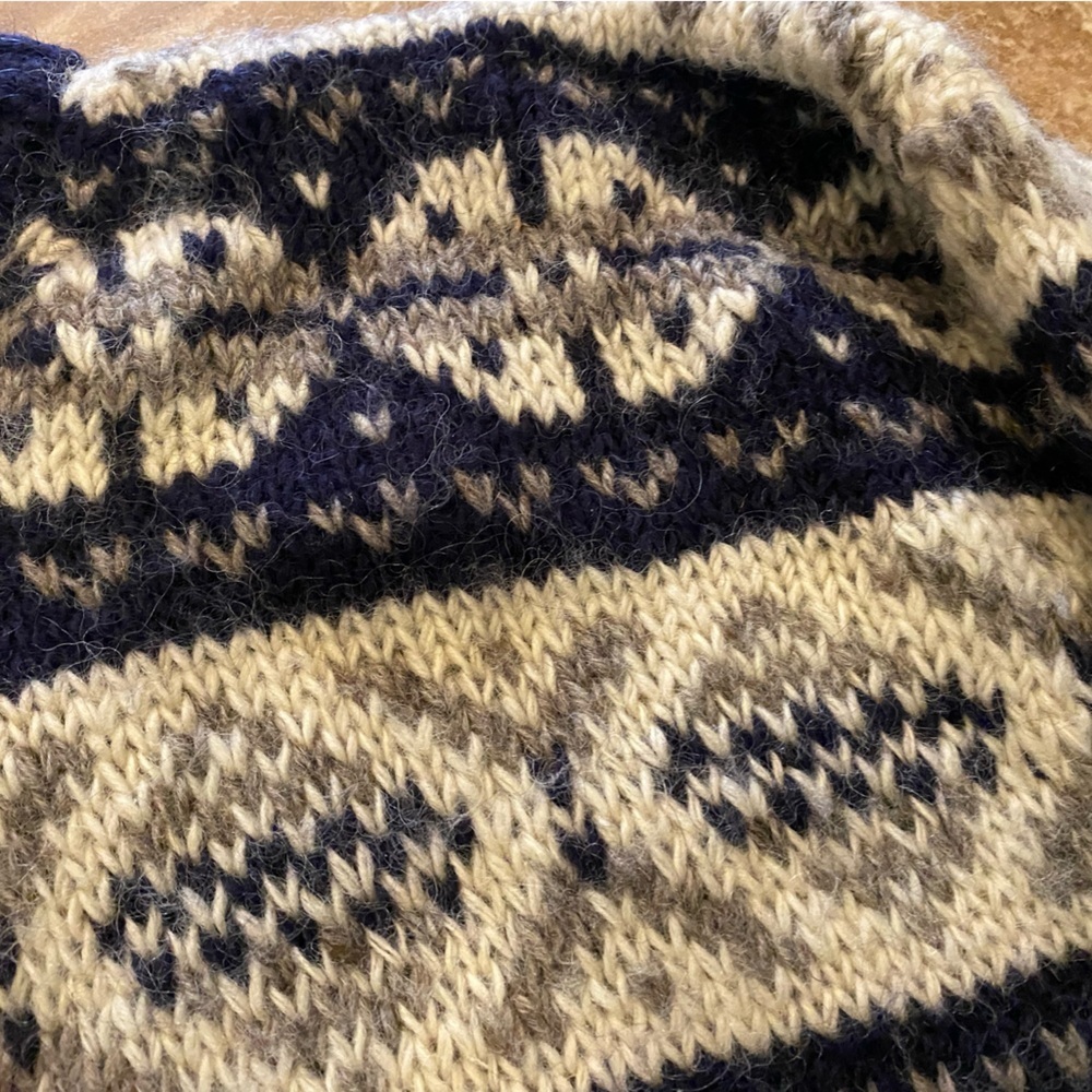 Vintage oversized Yeti Handknit Thick 100% Pure Nepal Wool Aztec sweater Size L - Picture 4 of 11